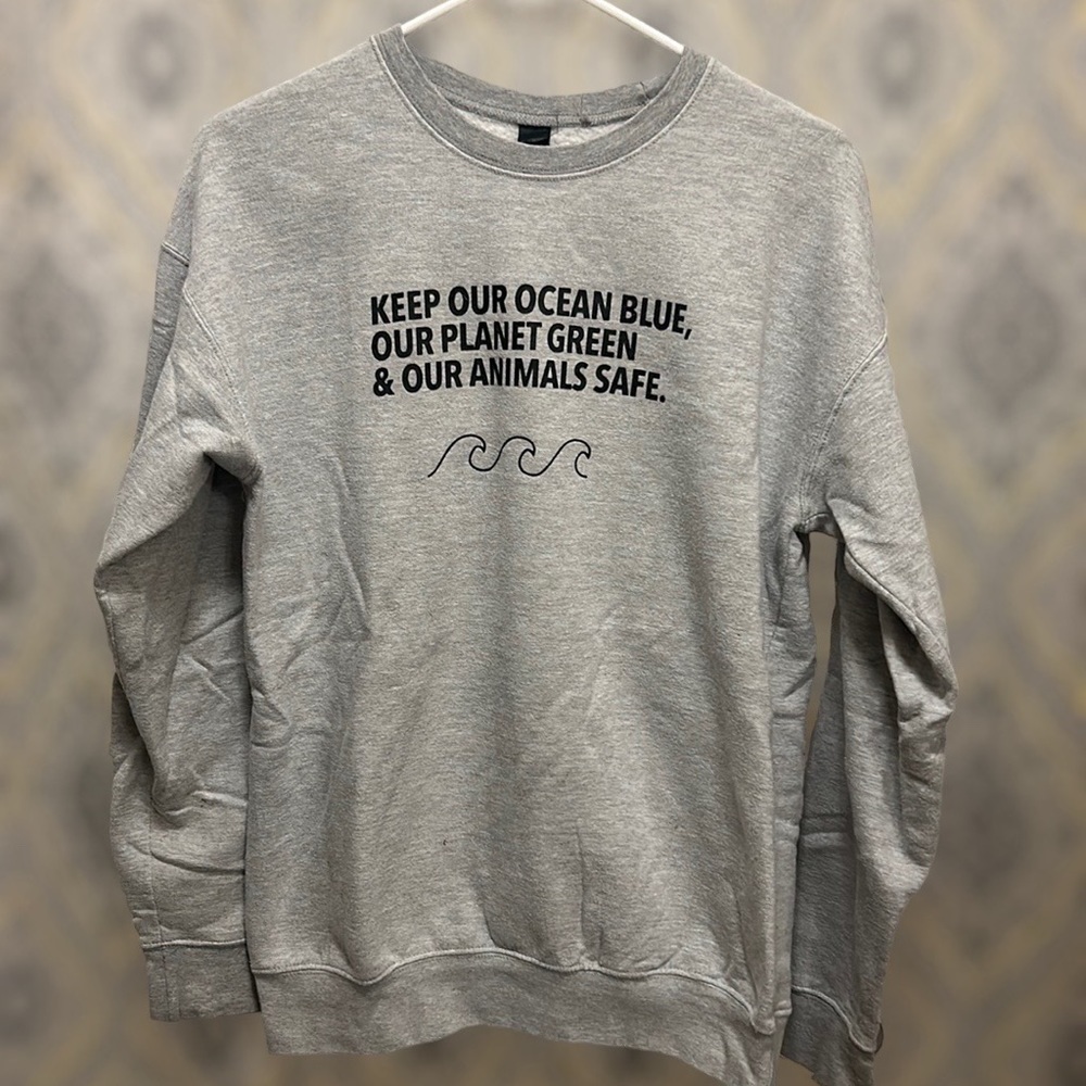 Sweatshirt